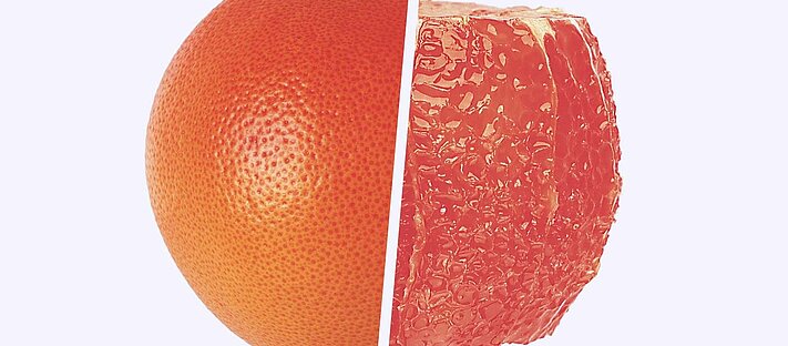 Les fruits, comme le pamplemousse, sont pelés automatiquement avec l'Orki18.