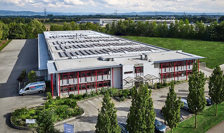 Sites Le siège de KRONEN est situé à Kehl, en Allemagne, dans le quartier de Goldscheuer. Nos solutions sont « made in Germany ». Nous avons également bâti un réseau international.