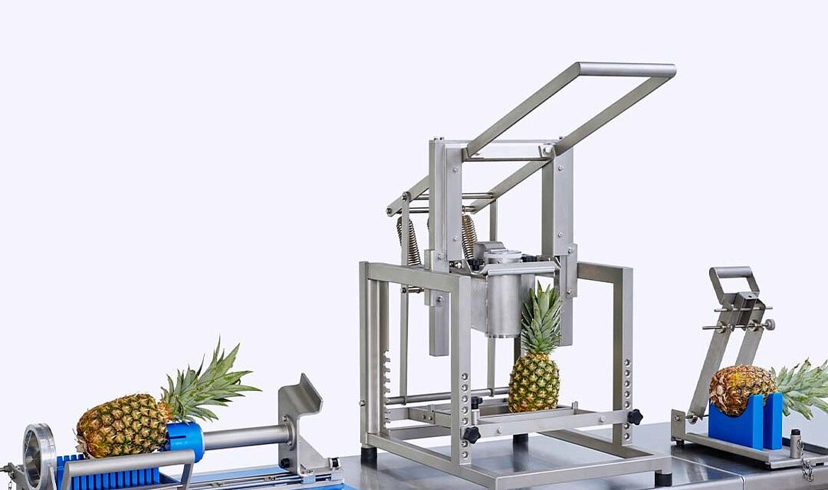 The processing line for pineapples comprises the manual pineapple top cutter, the grid cutter HGK, and the pineapple chunk cutter MPC 100.