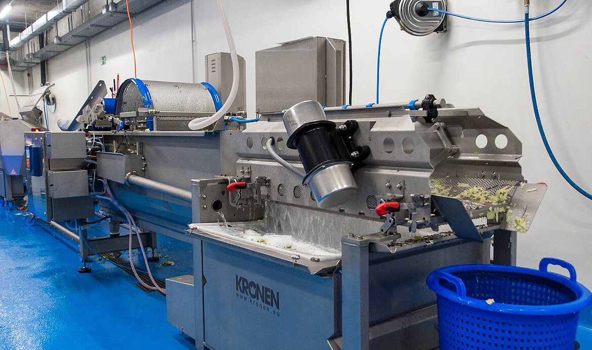 The KRONEN processing line in the Sodexo processing center
