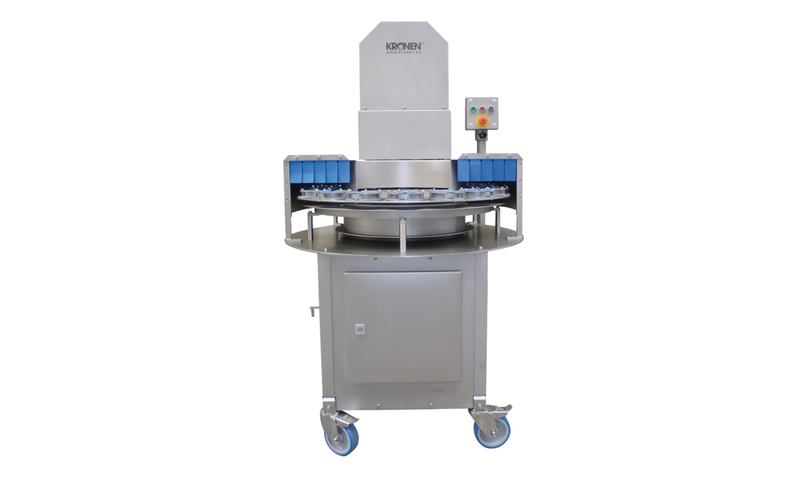 Multifunktions-Schneidemaschine TONA S180K von KRONEN zum Schneiden von Obst und Gemüse in unterschiedliche Schnittformen mit einer Verarbeitungskapazität bis zu 1200 Produkte pro Stunde