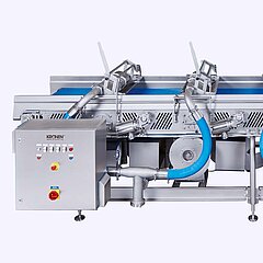 The belt dewatering system HFDS 5000/800 from KRONEN’s partner, Hitec Food Systems, can be adapted to different products: air jet intensity, belt speed, height of the air knives, suction capacity, mesh belt in different sizes