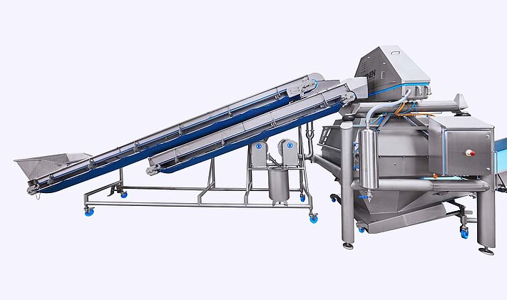 K850 drying system from KRONEN: buffer conveyor for continuous processing. As soon as the centrifuge with an 850mm diameter drum is full, the buffer conveyor runs in reverse mode until it can take in new product.