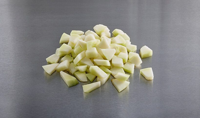 Das Ergebnis sind perfekt geschnittene Melonenstücke - ideal zur Verwendung in Obstsalaten oder als portionsweise verpackte Melonen-Snacks. 