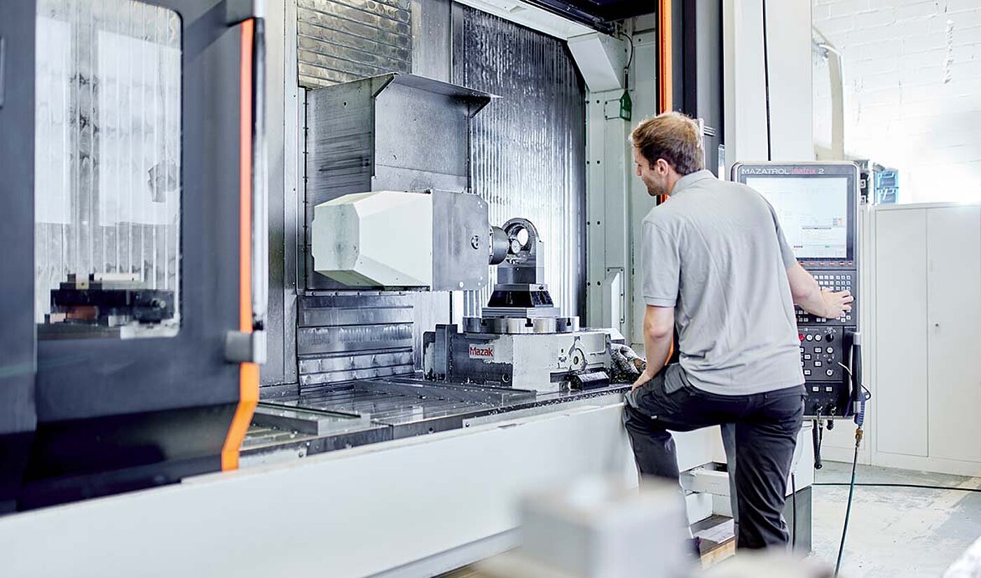 Ausbildung zum/zur Zerspanungsmechaniker*in in Achern bei KRONEN