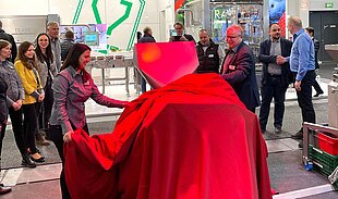 Messepremiere der Schneidemaschine KUJ HC-220 auf der Fruit Logistica 2023